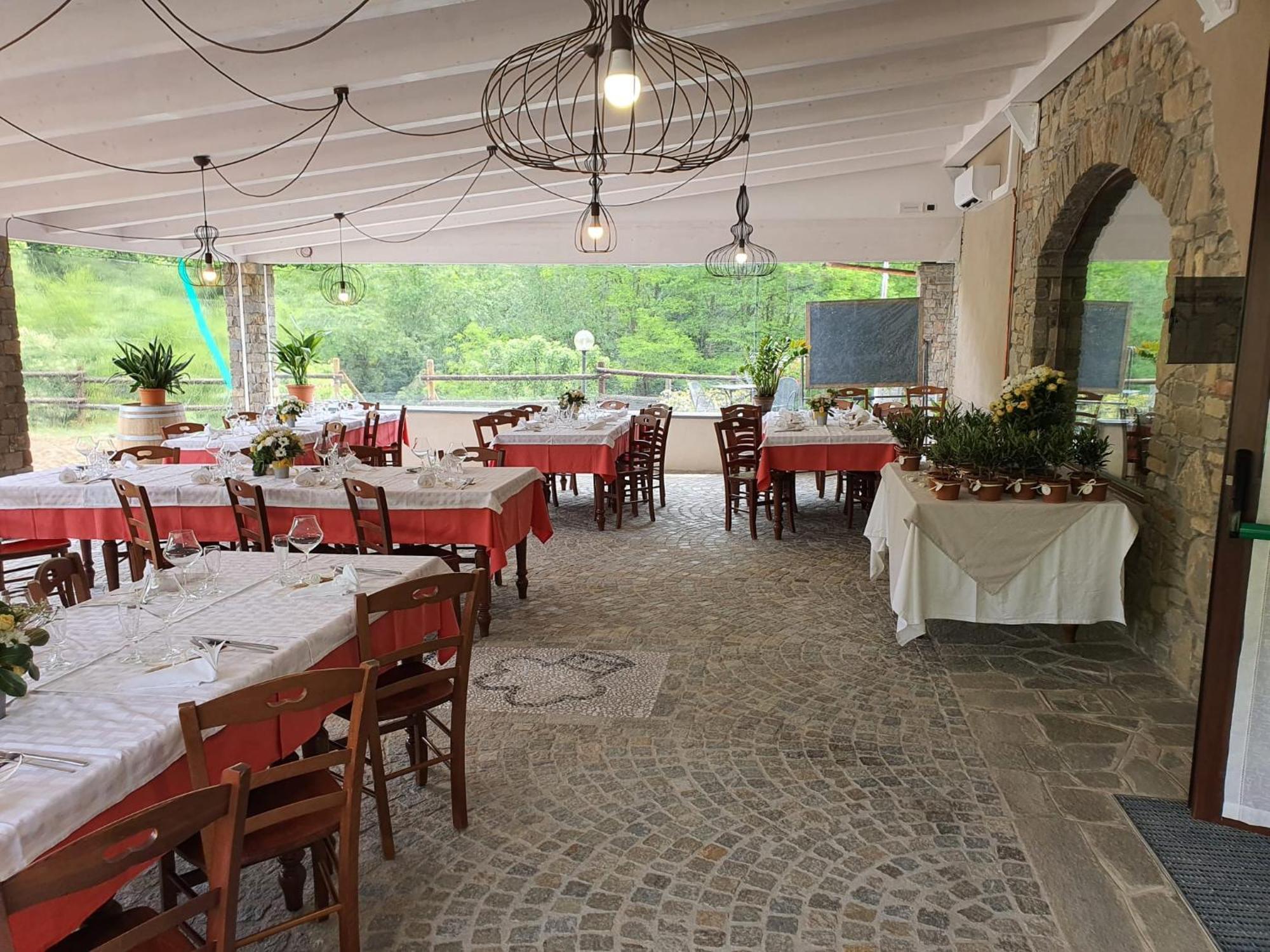Agriturismo Cascina L'Arche Santo Stefano Belbo Dış mekan fotoğraf